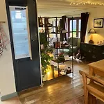 Sleebo Two Bedroom Ferienhaus
