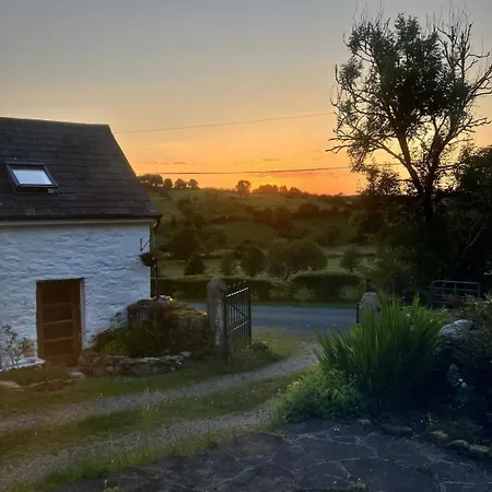 Authentic Leitrim Farmhouse Manorhamilton